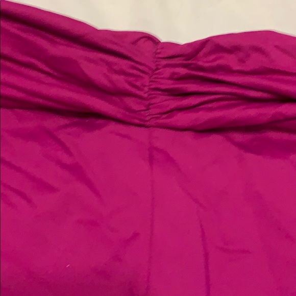 NWT bikini bottoms magenta color. - Picture 5 of 5
